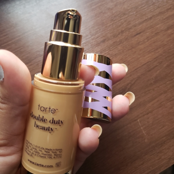 Foundation/ face tape - Picture 4 of 4